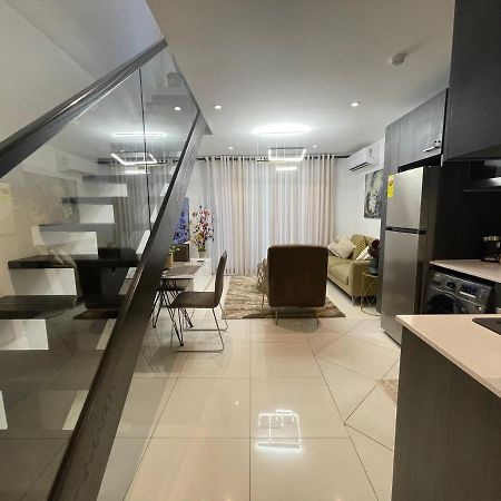 The Lennox Luxury Suites & Apartments Acra Exterior foto